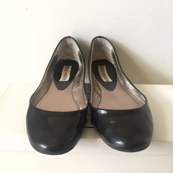 Steve Madden Black Patent P-Helio Ballet Flats - Picture 4 of 8